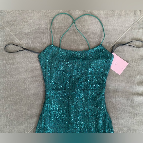 Hello Molly Teal Sequin Wedding Dress - Picture 7 of 8